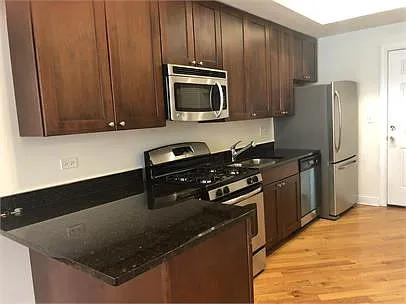 3326 W Cortland St #3 — Photo 6
