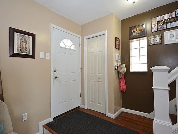 3rd image of 3008 Bremen Ave