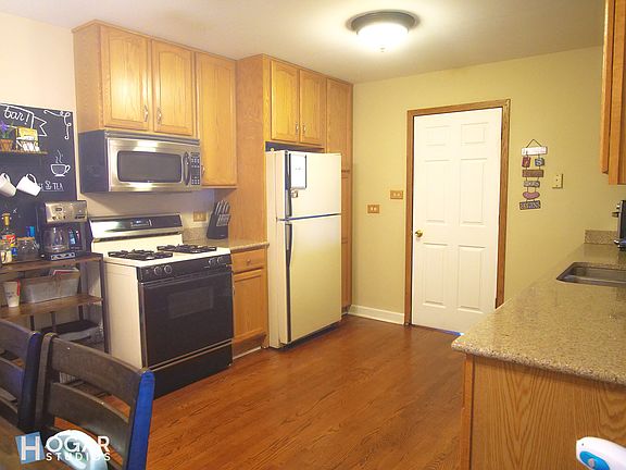 5th image of 8719 S Meade Ave