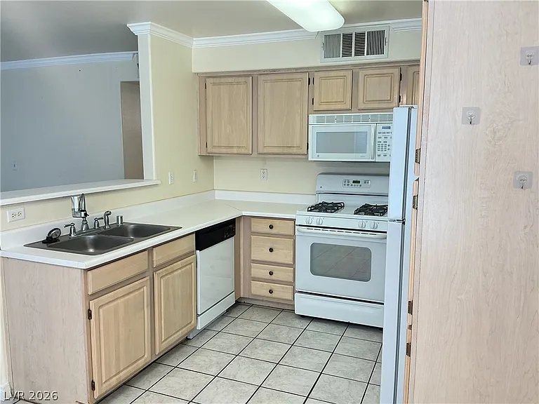 5710 E Tropicana Ave #1007 — Photo 5