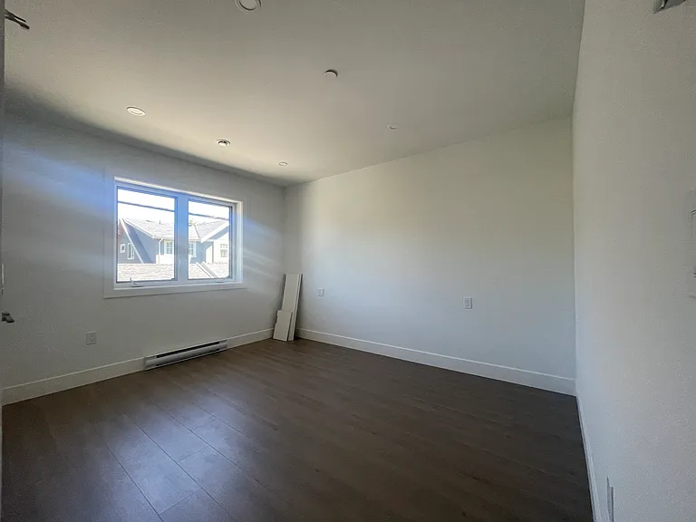 3975 W 21st Ave — Photo 8