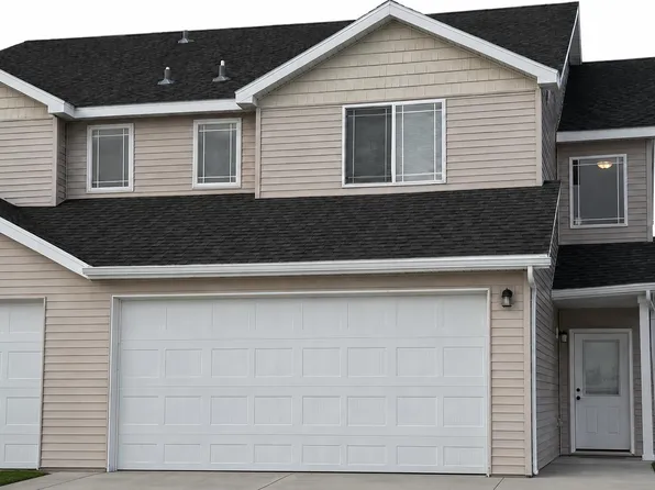 225 Adeline Dr, Stanley, ND 58784