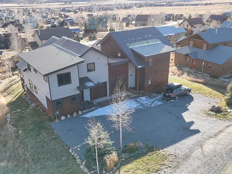 34 Huckeby Way — Photo 2