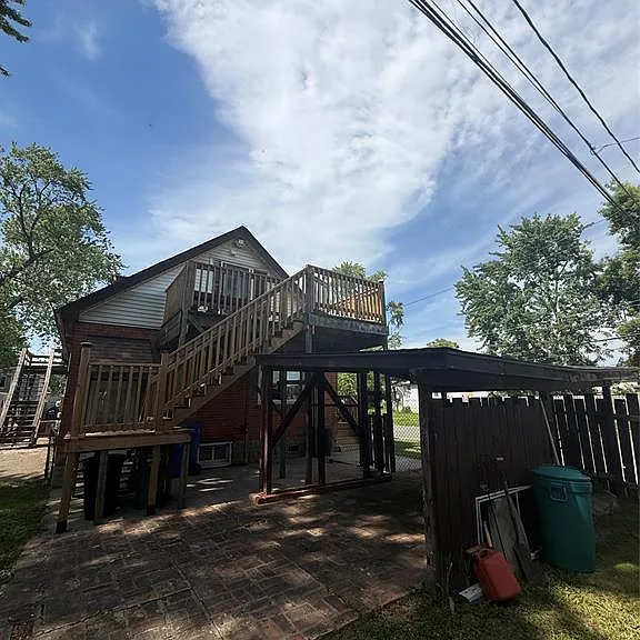 699 Charlotte St #UPPER — Photo 12