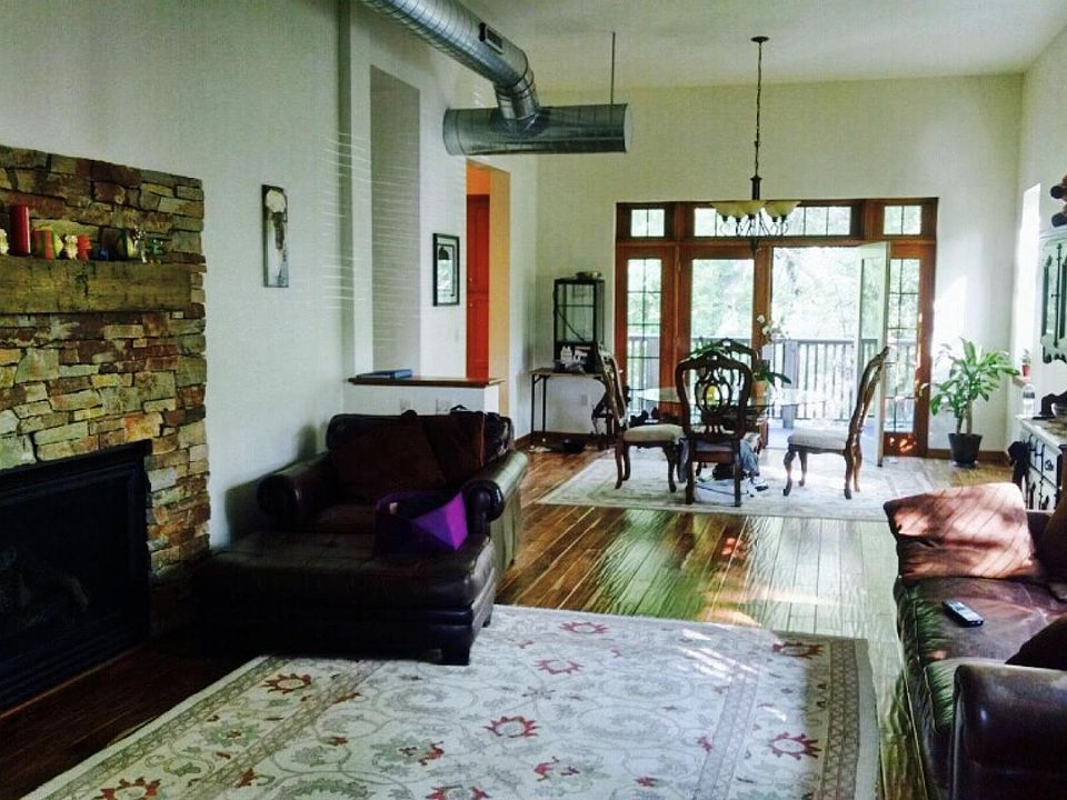 1st image of 37 Stafford St #1