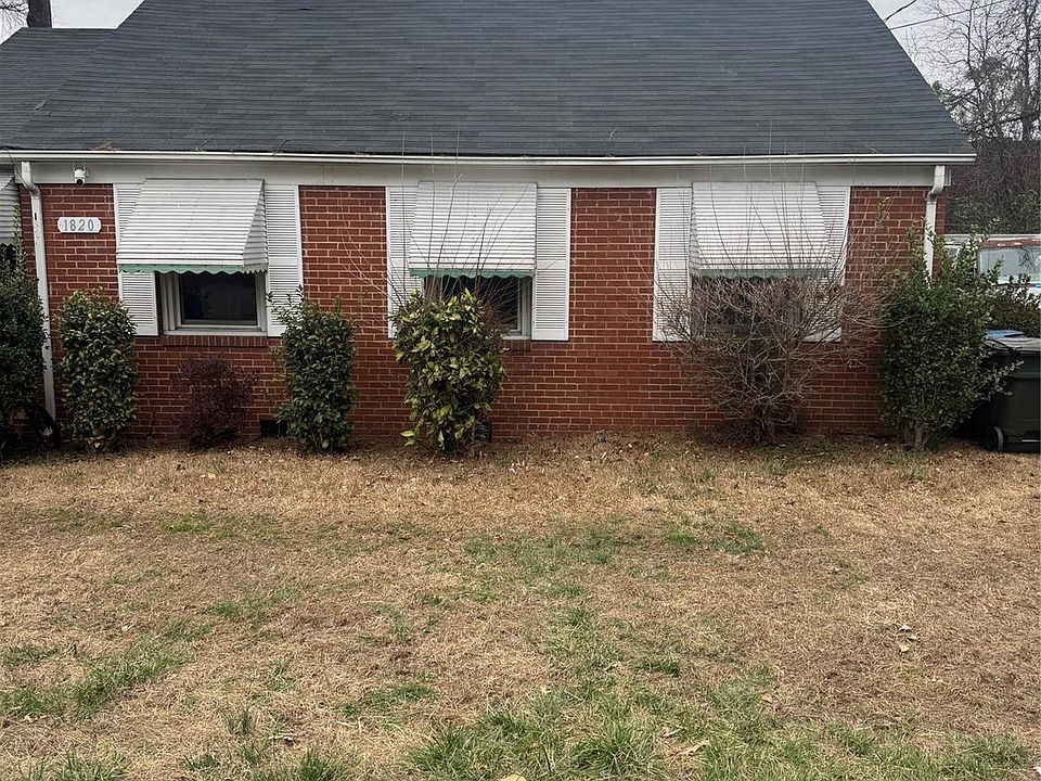 1st image of 1820 Forest Rd