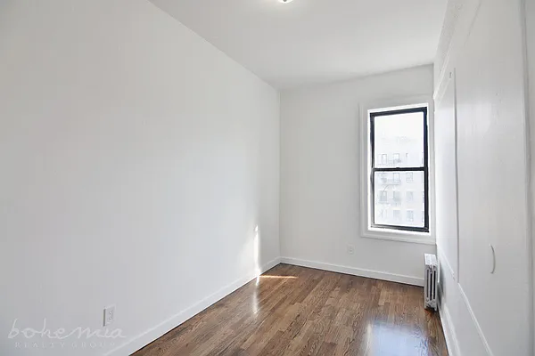 Rented by Bohemia Realty Group | media 13