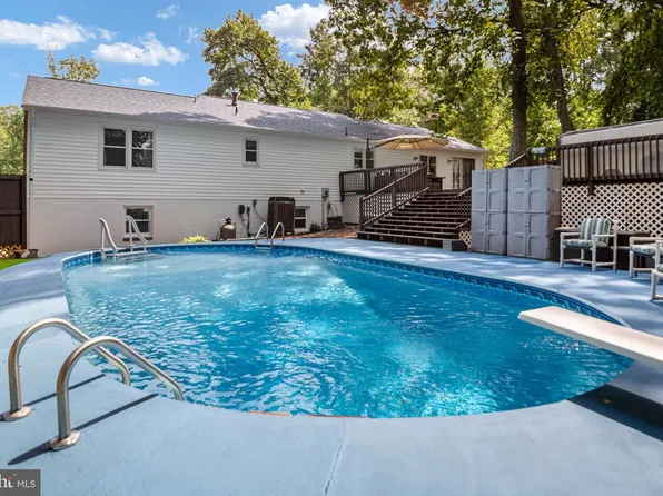 1015 Bailey Ct, Stafford, VA 22556