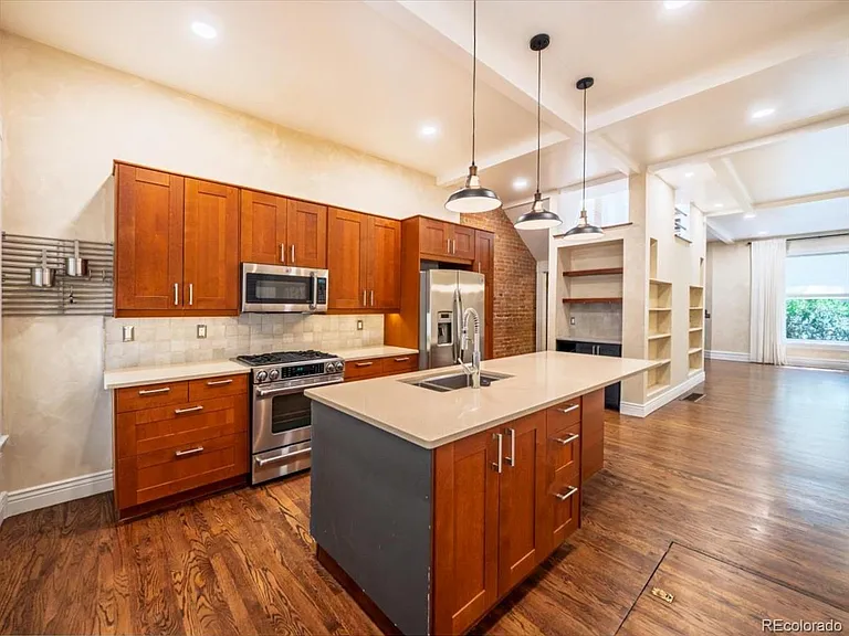 2753 Champa St — Photo 11