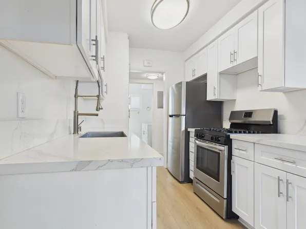 Fifth Street Apartments