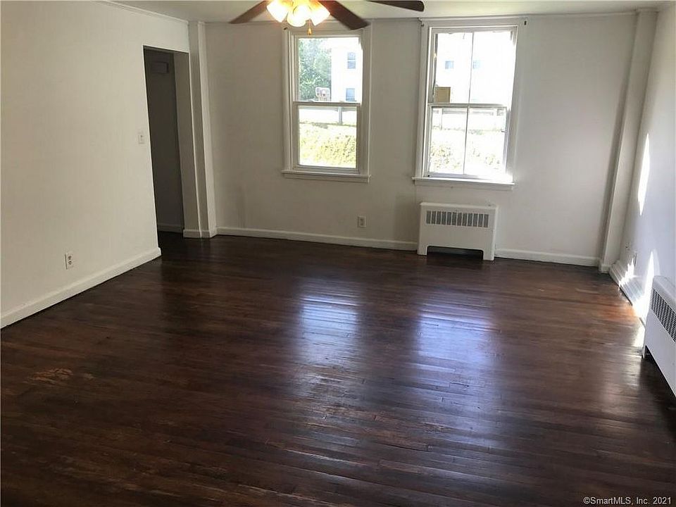 53 Main St Somers CT Zillow