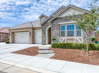 3965 Buckingham Ave, Clovis, CA 93619