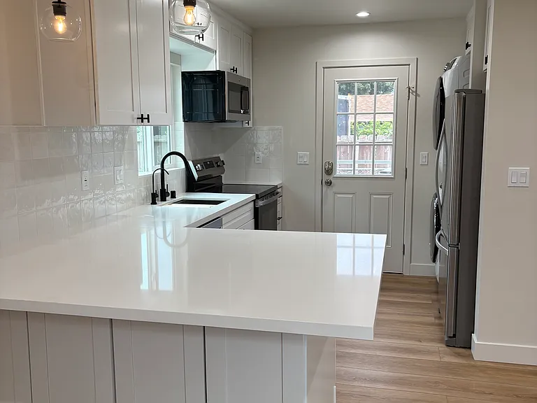 1522 Bush St #2 — Photo 3