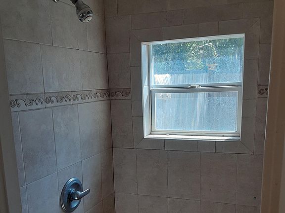 5th image of 790 38th Ave S #1/2