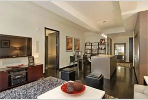 Sold by Avenue Real Estate | media 2