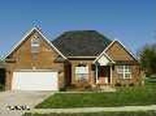 2712 Avondale Dr, Bowling Green, KY 42104