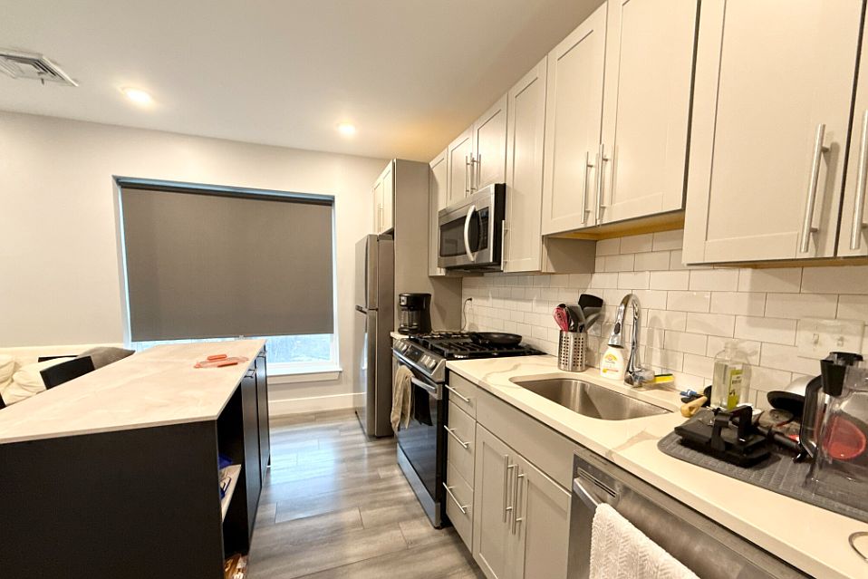 1st image of 55-57 W 5th St #408