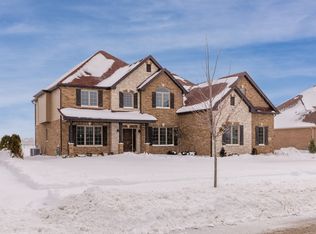 22163 Mary Dr, Frankfort, IL 60423