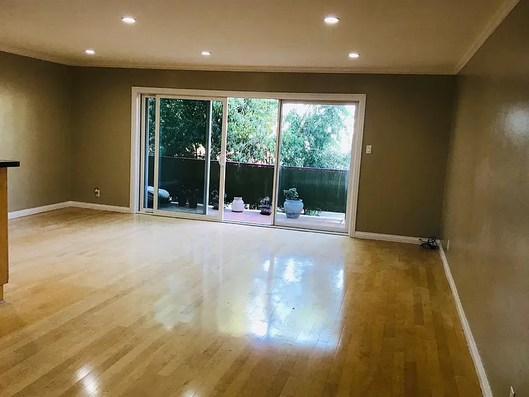 3609 E 2nd St #305 — Photo 6