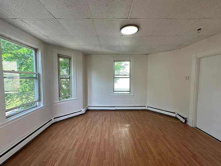 39 Louis St #2 — Photo 3