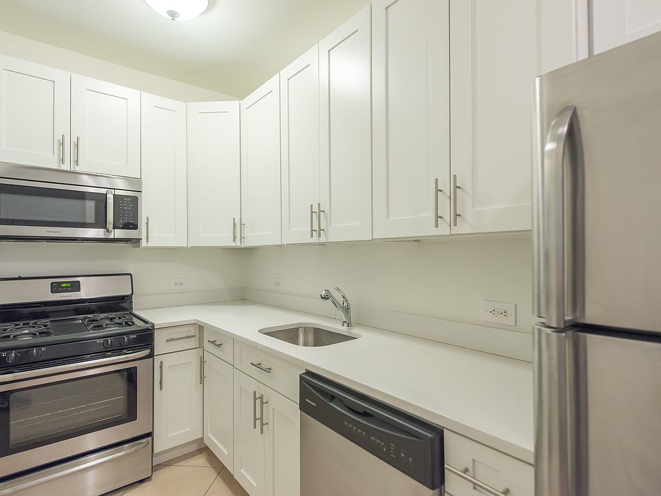 1st image of 150 W 82nd St APT 1b
