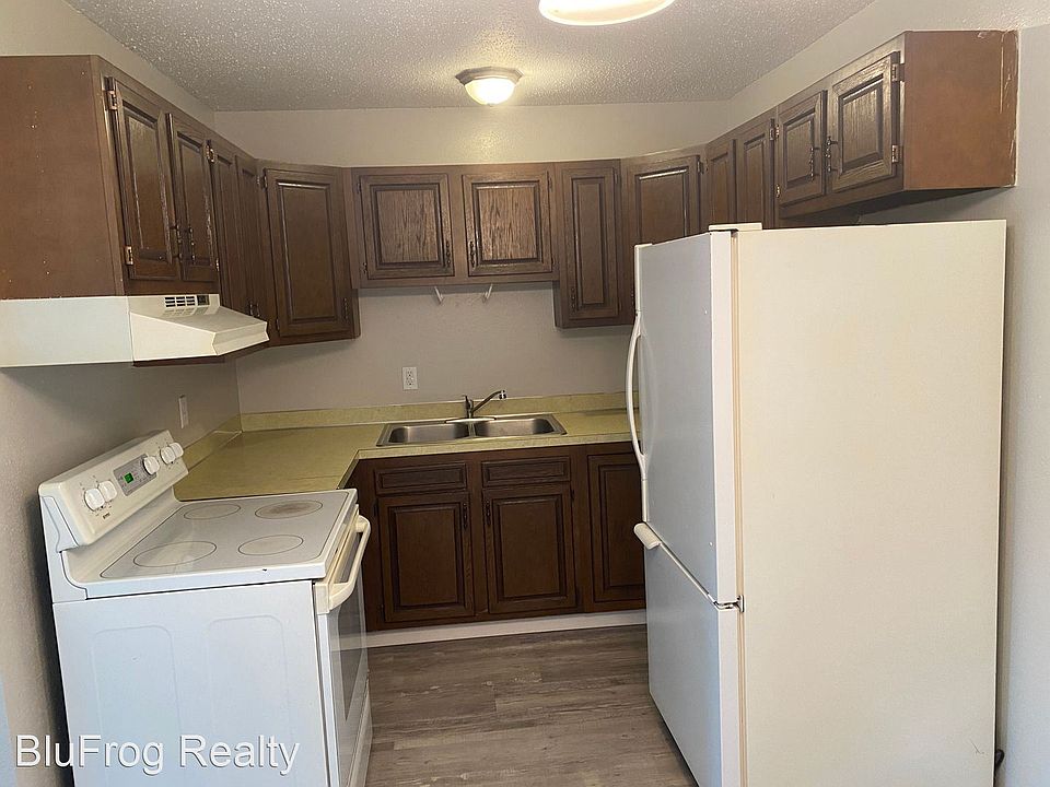 BP 1213 8 Plex 1213 11th St SE Jamestown ND Zillow