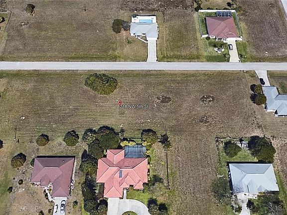 4th image of 218 NW 5th St