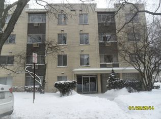 627 Ridge Rd #PA8, Wilmette, IL 60091