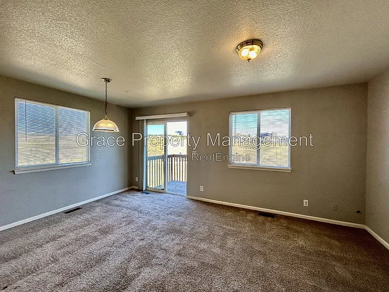 424 W 91st Cir — Photo 5