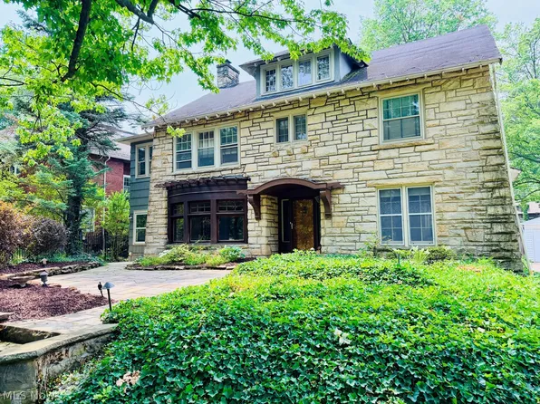 2880 Washington Blvd, Cleveland Heights, OH 44118