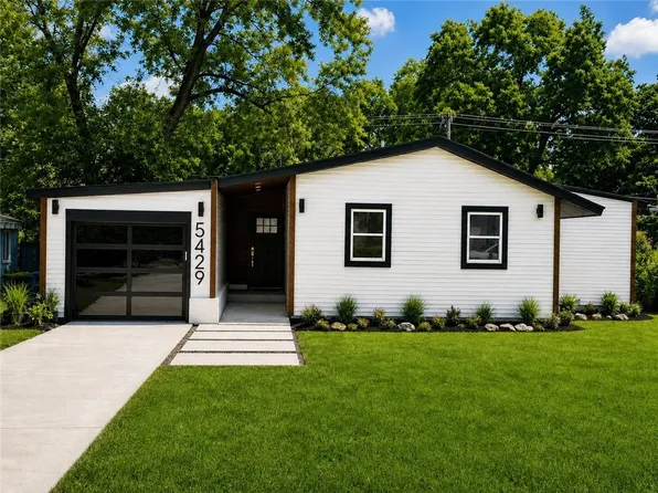5429 Maple St, Mission, KS 66202