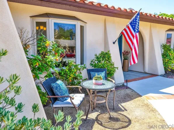 4956 Golfglen Rd, Bonita, CA 91902