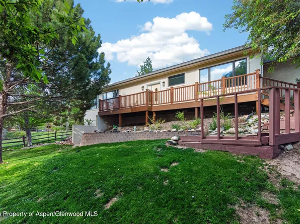 610 E 1st St, New Castle, CO 81647