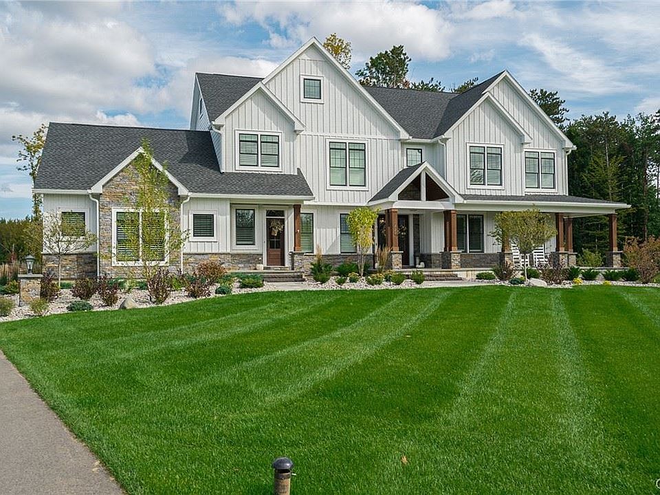 1st image of 225 Lexi Ln