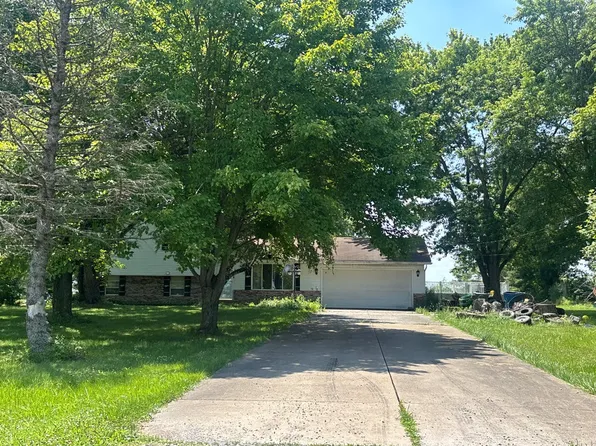 41819 Biggs Rd, Lagrange, OH 44050
