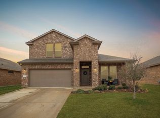 9025 Highland Orchard Dr, Fort Worth, TX 76179