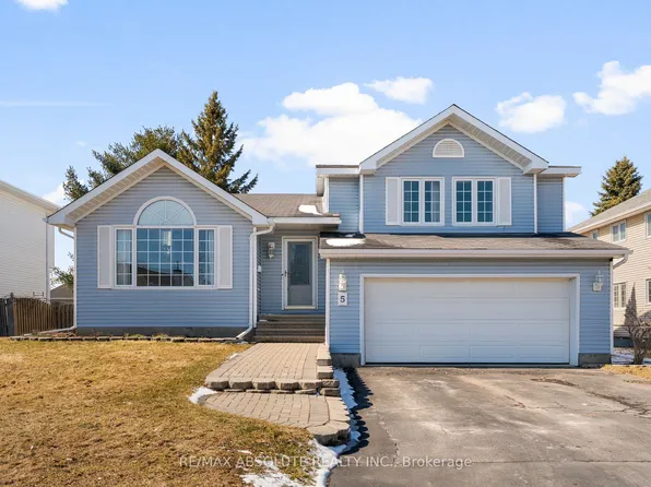 5 Gardner St, Arnprior, ON K7S 3S1
