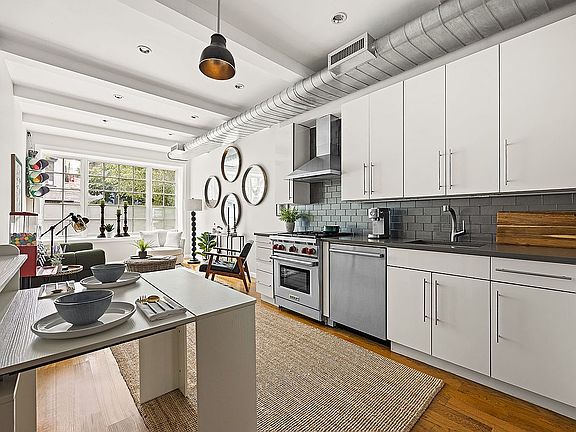 2nd image of 227 E 7th St #1