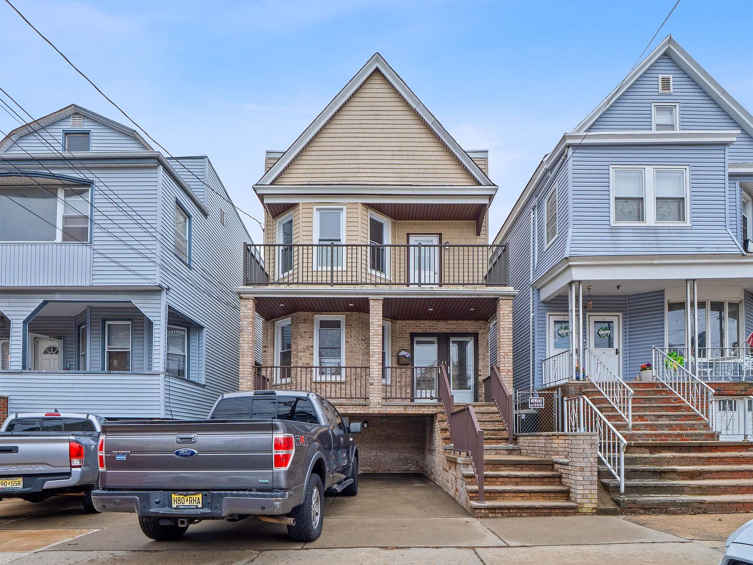 22 W 49th St FLOOR 2, Bayonne, NJ 07002 | Zillow