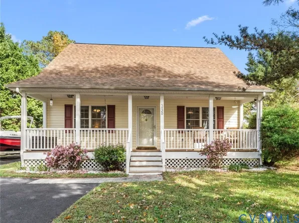 1120 S Glebe Rd, Montross, VA 22520