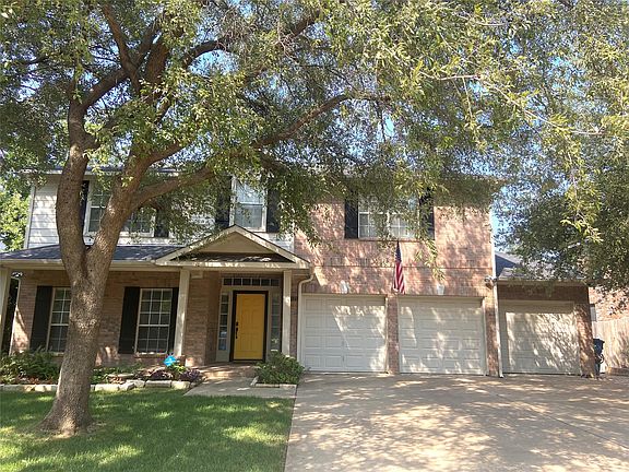 2nd image of 2125 Columbia Dr