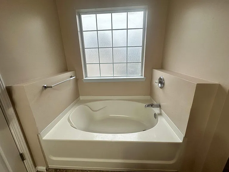Garden Tub in Master Suite