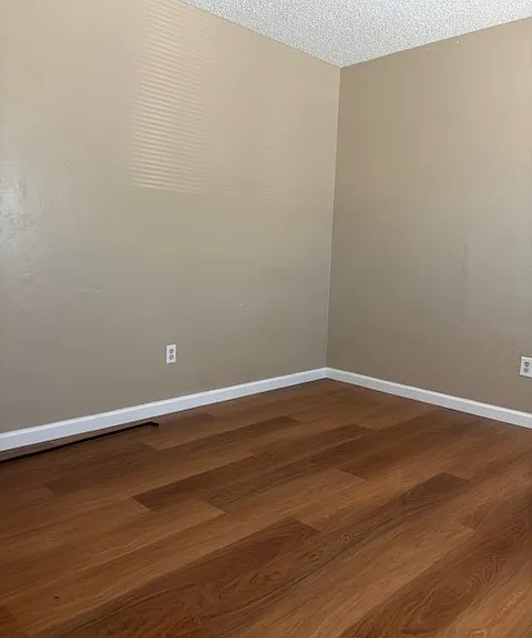 213 Hughes Ave #C — Photo 18