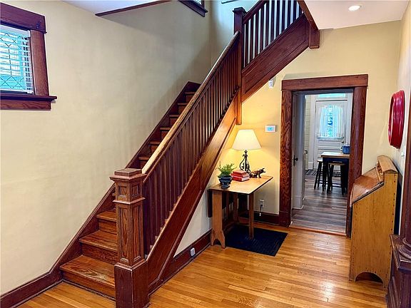 5th image of 2723 Monterey St