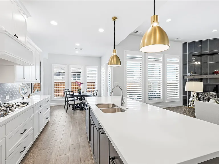 704 Pony Foot Dr — Photo 10