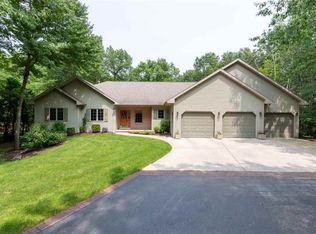 400 Maplewood Ln, Sobieski, WI 54171