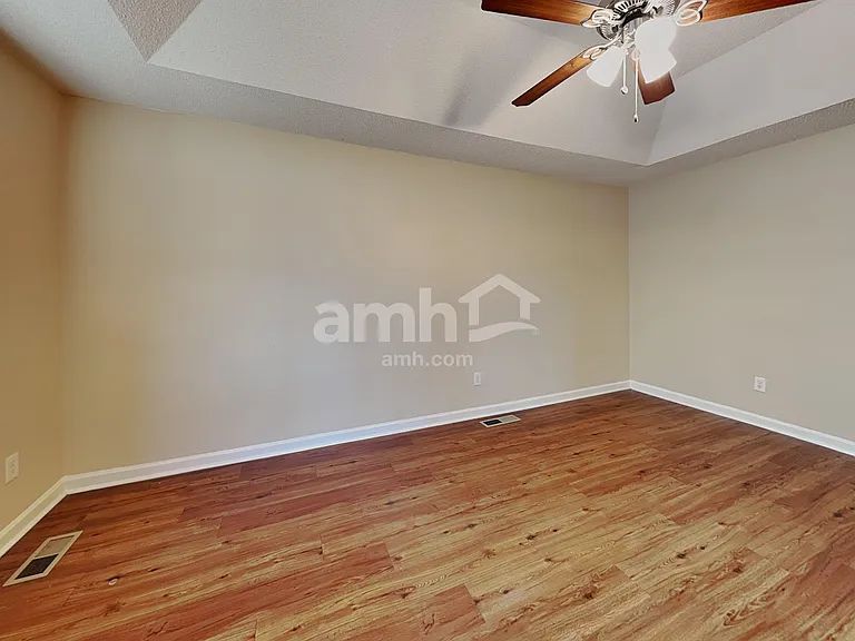 7209 Cedar Forest Dr — Photo 7