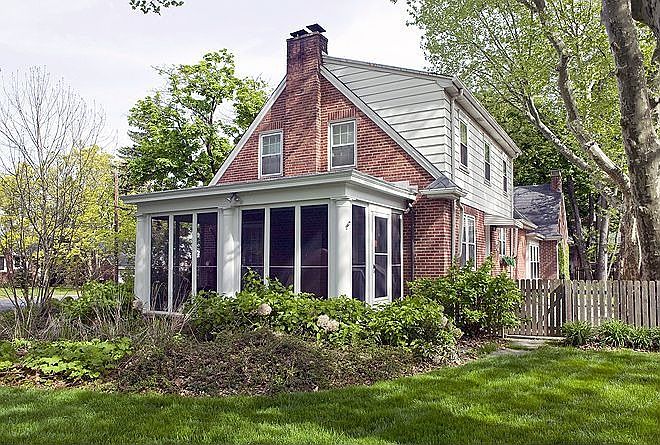 2nd image of 19 Scott Ave