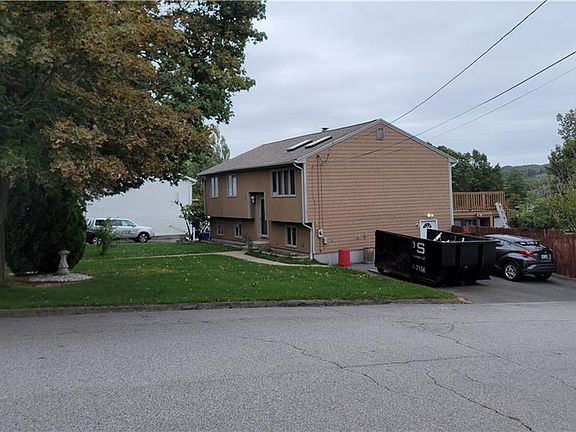 4th image of 1 Pembroke Dr