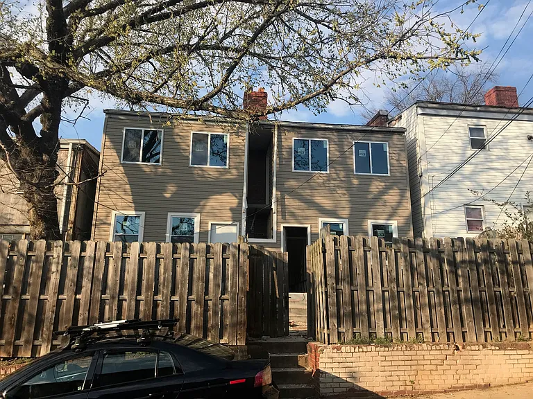 1223 Queen St NE #2 — Photo 15